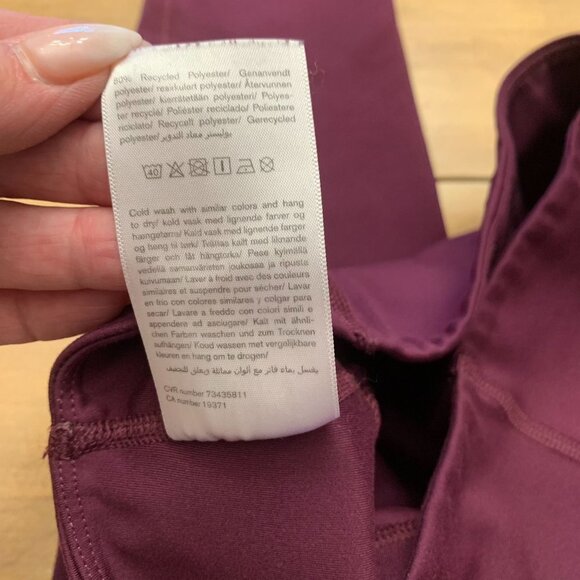 Girlfriend Collective Compressive Pocket Legging in Plum, cranberry size small - Picture 7 of 14